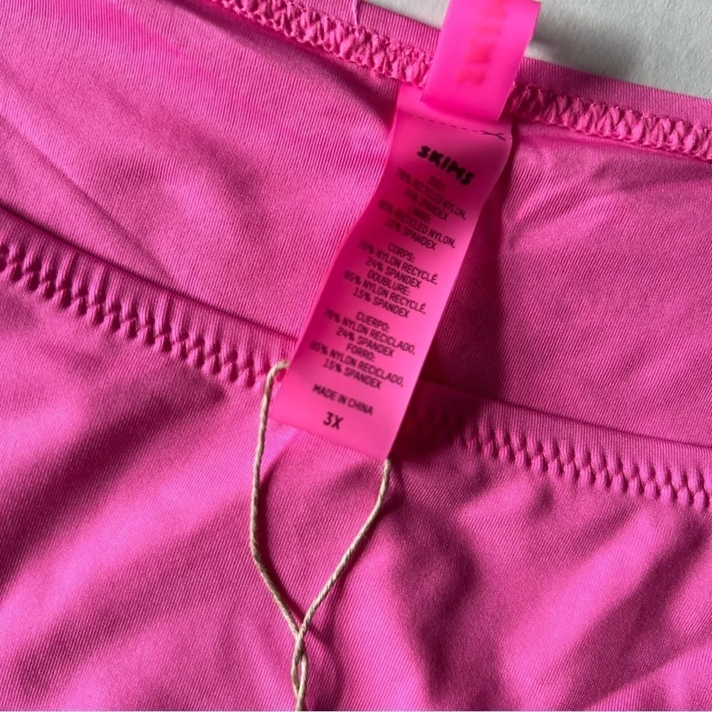 NWT SKIMS Signature swim cut out monokini taffy neon pink 3X